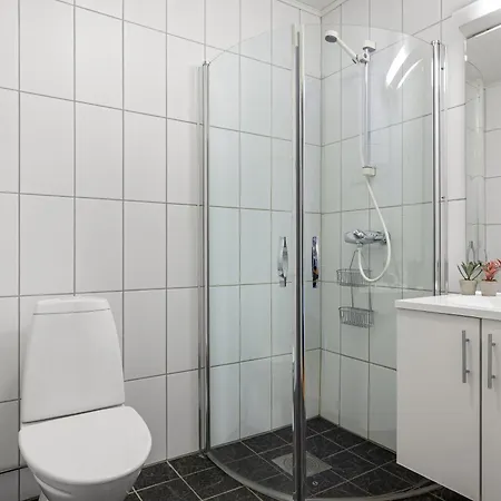 Lejlighedshotel Cozy Close To City, Kitchen & Parking