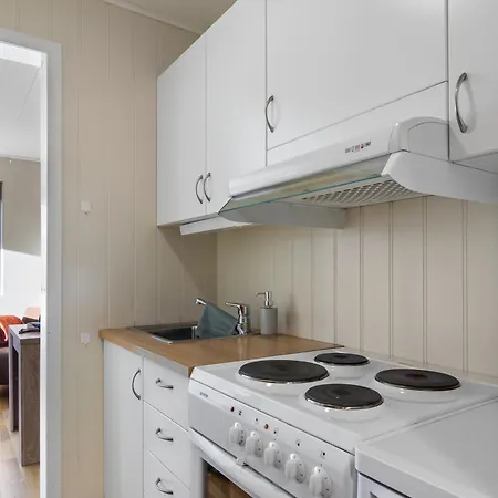 Cozy Close To City, Kitchen & Parking 3*