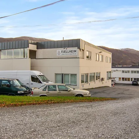 Cozy Close To City, Kitchen & Parking 3* Tromsø