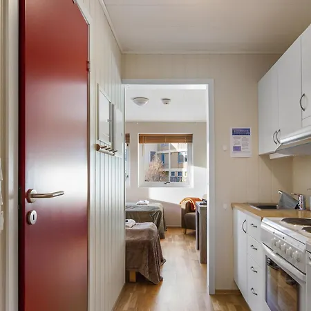 Cozy Close To City, Kitchen & Parking 3*