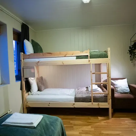 Apartmanhotel Cozy Close To City, Kitchen & Parking Tromsø