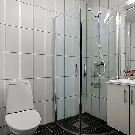 Lejlighedshotel Cozy Close To City, Kitchen & Parking Tromsø